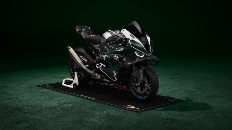 BMW M 1000 RR Limited Edition Isle of Man TT wallpaper