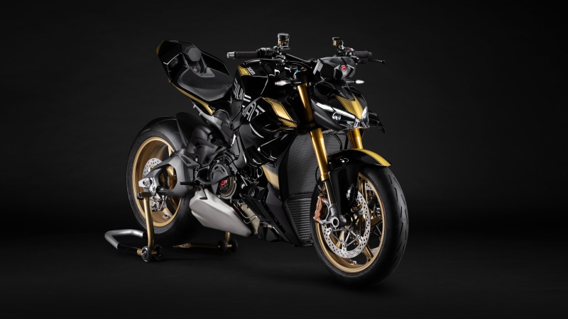 Ducati Streetfighter V4 100, 2026, 5K, 8K, Dark background, Ducati Streetfighter V4, Wallpaper