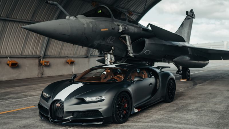 Bugatti chiron sport les legendes du ciel dassault rafale 