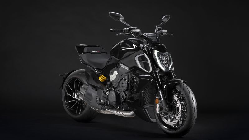 Ducati Diavel V4, 2023, Sports bikes, Muscle cruiser, 5K, 8K, Dark background, Sport cruiser, Wallpaper