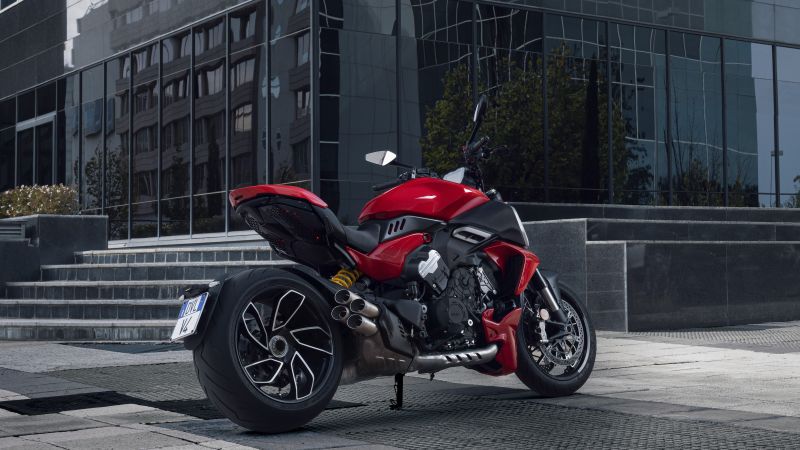 Ducati Diavel V4, Sports bikes, Muscle cruiser, 5K, 2023, Wallpaper