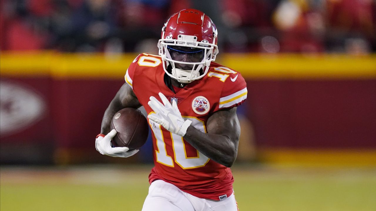 Tyreek Hill Wallpaper 4K, American football player, NFL