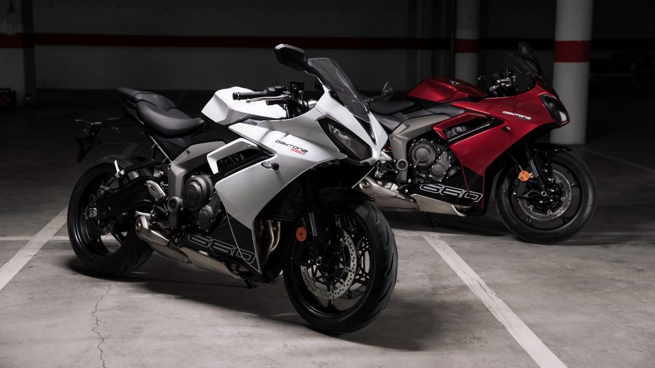 triumph daytona 660