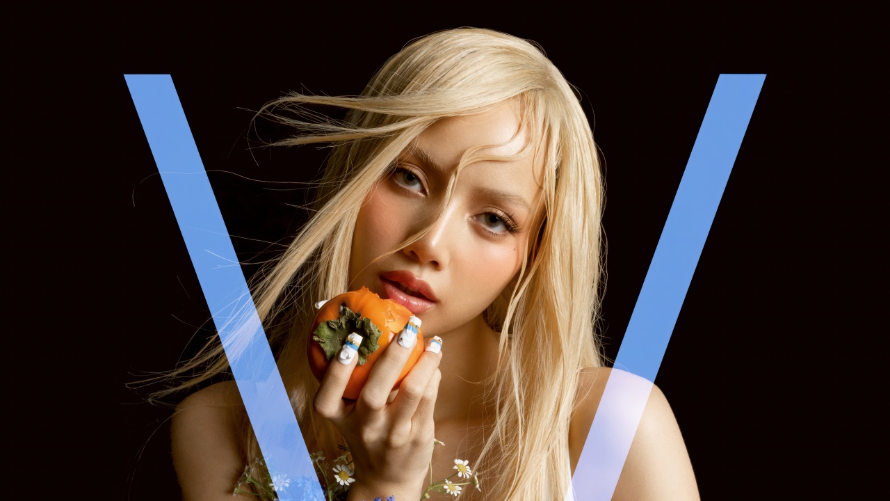 lisa v magazine