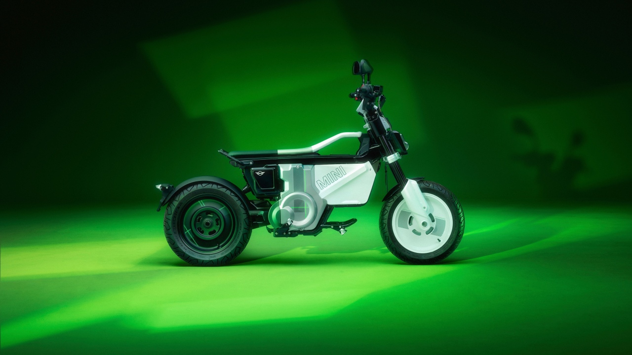 bmw ce 02 by mini