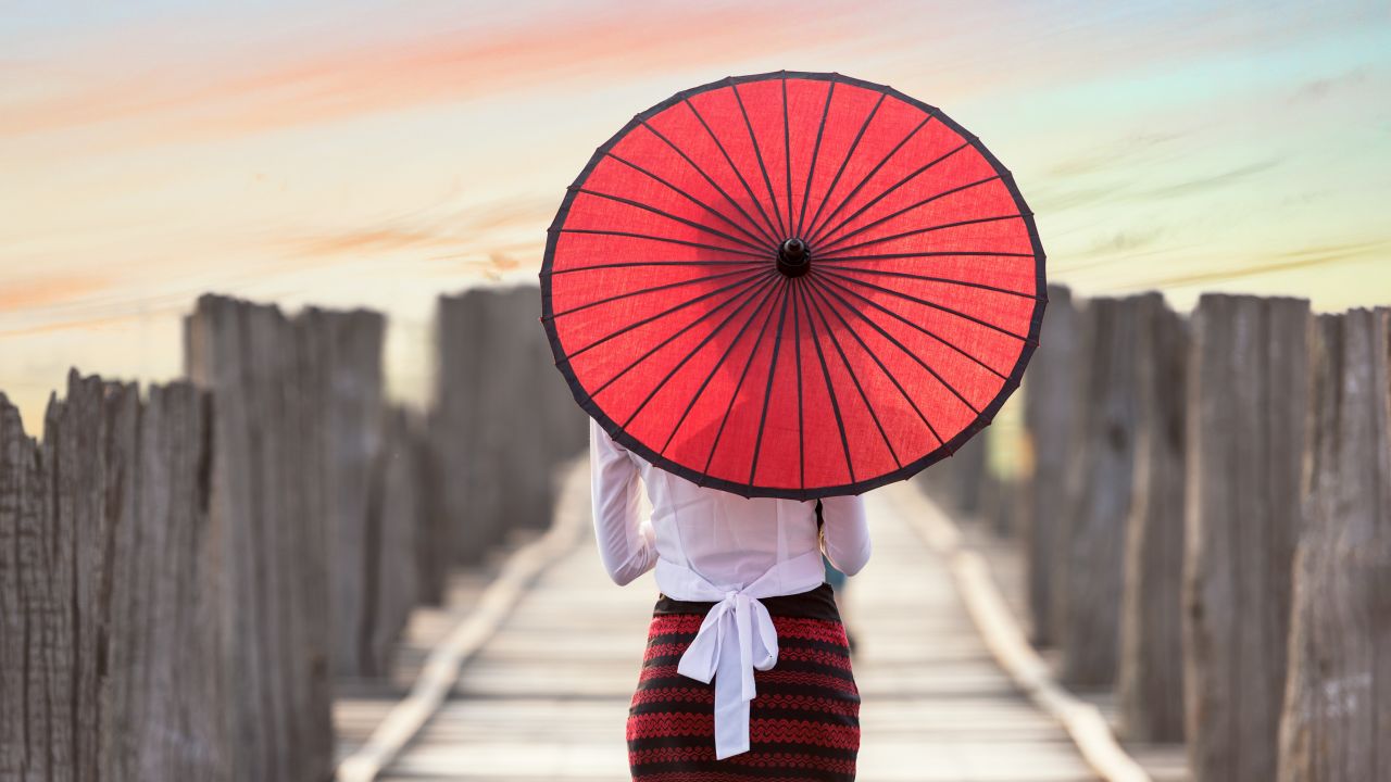 Red Umbrella 4K Wallpaper, Burmese woman, Wooden pier, Girl
