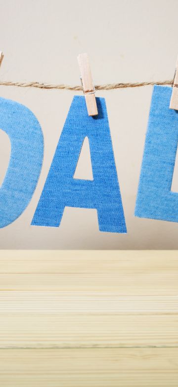 Dad, Hearts, Hanging Hearts, Wooden background, 5K, Father's Day