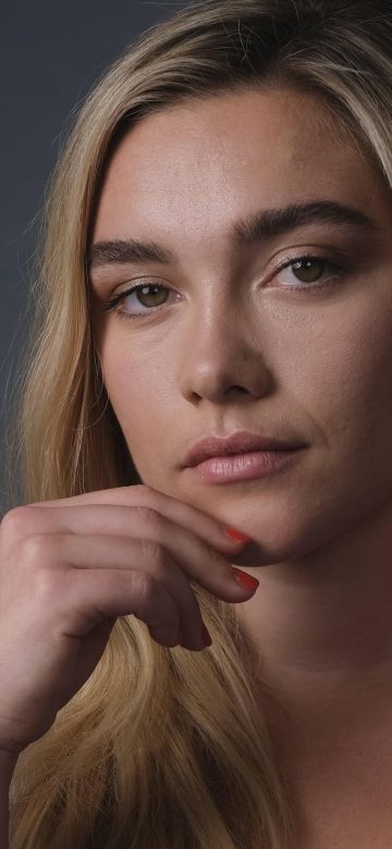 Florence Pugh, Portrait, English actress