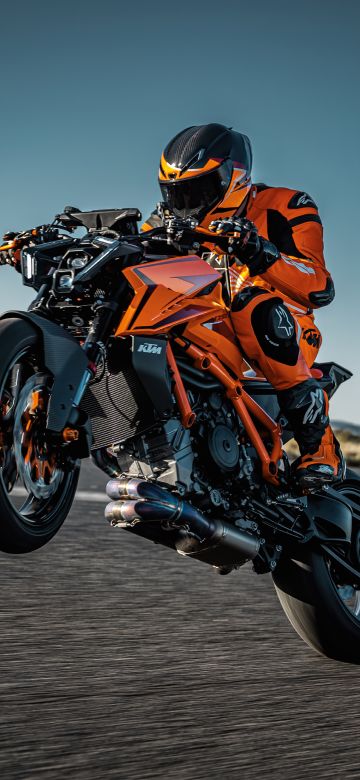 Biker, KTM 1390 Super Duke R, 2024, 5K, Race track