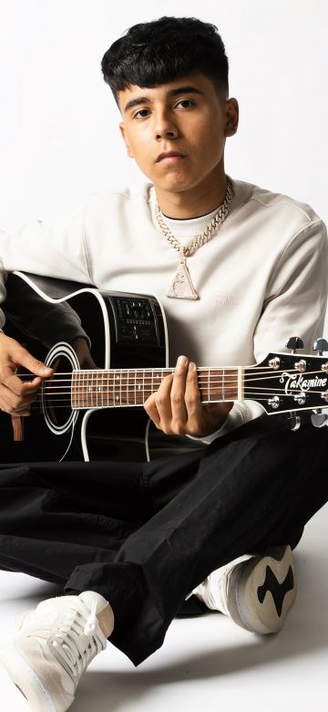 Ivan Cornejo, Guitar, 5K, Mexican singer, White background