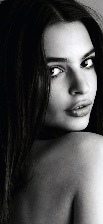 Emily Ratajkowski, Portrait, 5K, American model, Black and White, Monochrome