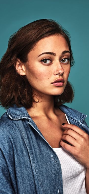 Ella Purnell, Pastel cyan, English actress, 5K