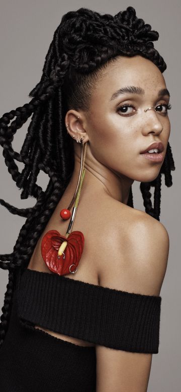 FKA twigs, Elle Magazine, British singer, 5K, 8K