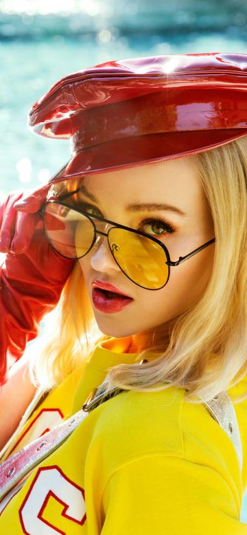 Dove Cameron, Blonde, American singer, 5K