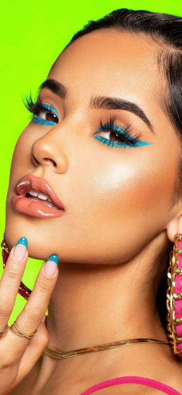 Becky G, Green background, American singer, 5K