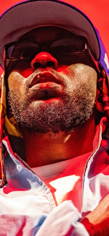 Kendrick Lamar, Live concert, Red background