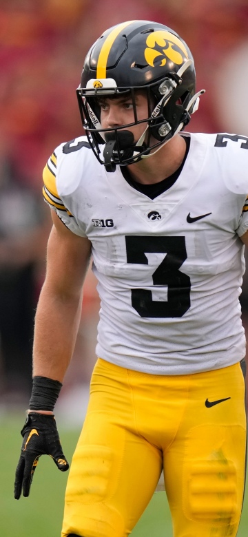 Cooper DeJean, 8K, American football player, 5K, Iowa Hawkeyes