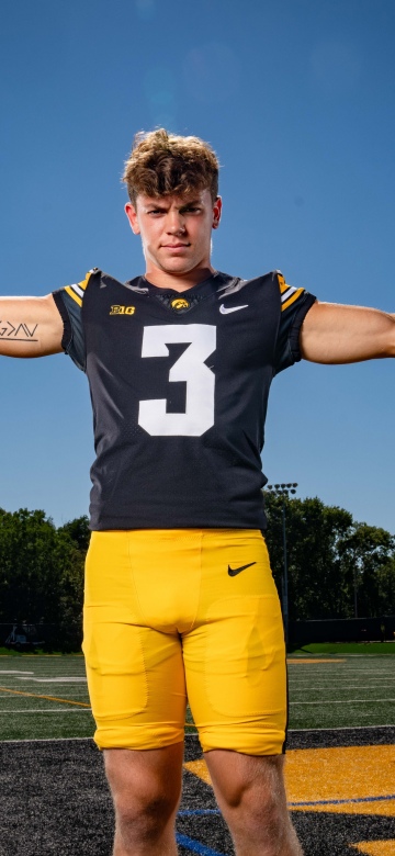 Cooper DeJean, 5K, Iowa Hawkeyes, Nike, Athlete, American football player