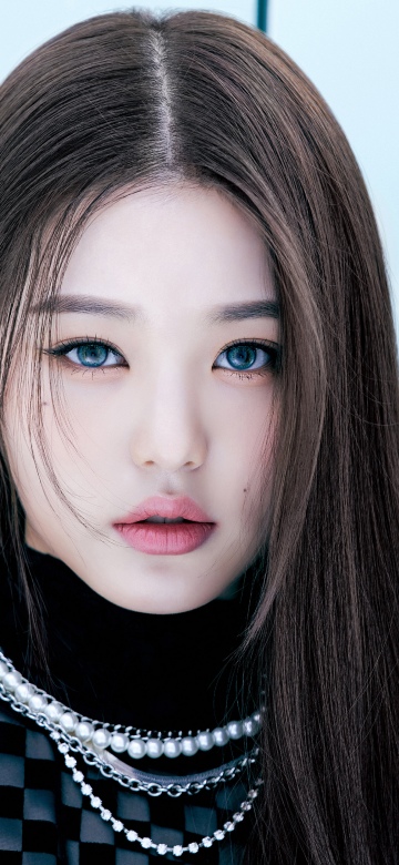 Jang Wonyoung, Eleven (IVE)