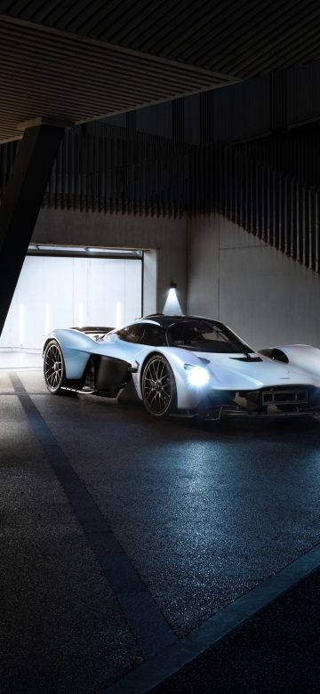 Aston Martin Valkyrie, Hybrid sports car