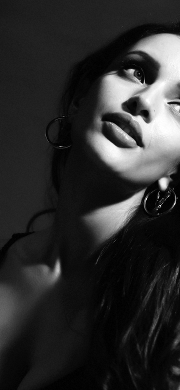 Tripti Dimri, Black and White