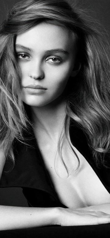 Lily Rose Depp, Black and White