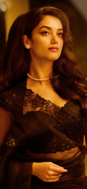 Bhagyashri Borse, Indian fashion