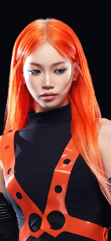Kim Chaewon, Black background