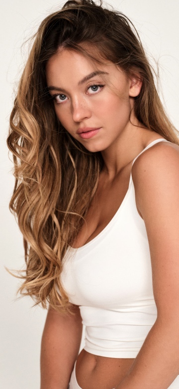 Sydney Sweeney, Portrait