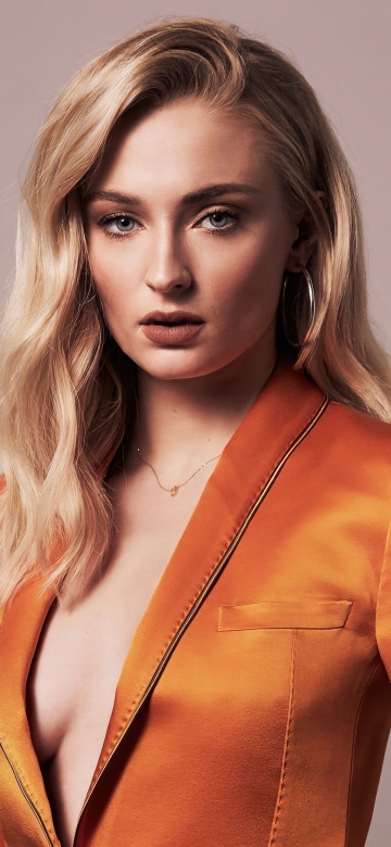 Sophie Turner, 5K