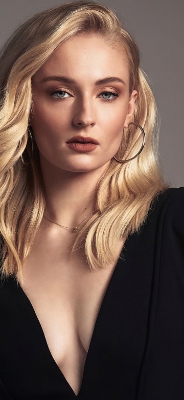 Sophie Turner, Fashion model
