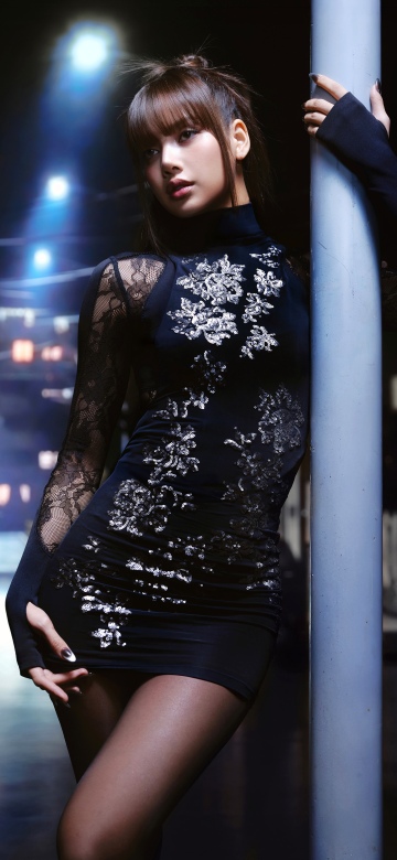 Lisa, Fashion
