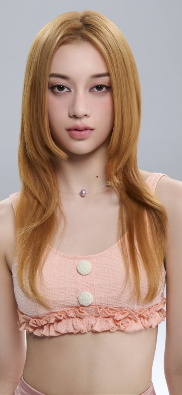 Megan (KATSEYE), SIS (Soft Is Strong)