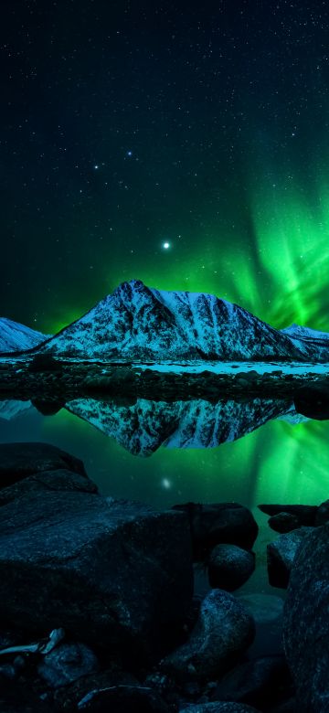 Aurora Borealis, Night, Northern Lights, Mountains, Cold, Lake, Reflection, Starry sky, 5K