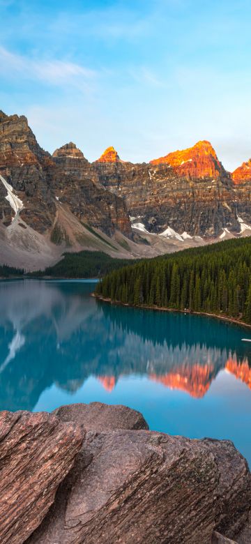 Moraine Lake, Valley of the Ten Peaks, Sunrise, Alpenglow, Alpine trees, Reflection, Landscape, Scenery, Mountain range, Blue Sky, Clear sky, 5K