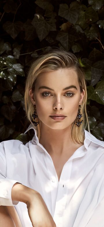 Margot Robbie, Australian actress