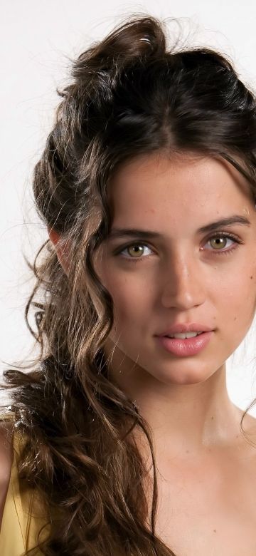 Ana de Armas, Cuban actress, White background, Beautiful actress, 5K