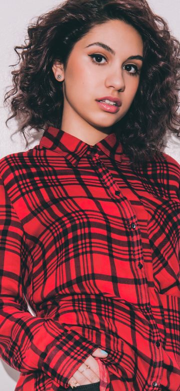 Alessia Cara, Scars to Your Beautiful, Canadian singer