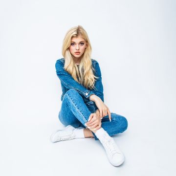 Loren Gray, American celebrities, White background