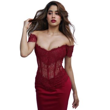 Janhvi Kapoor, Red dress, White background, 5K