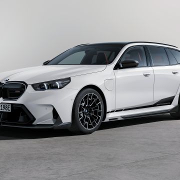 BMW M5, M Performance Parts, 2024, 5K, 8K, White cars