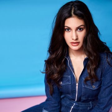 Amyra Dastur, Indian actress, Portrait, Beautiful actress, Bollywood actress