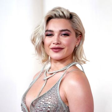 Florence Pugh, Oscars 2024, Smiling, White background, 5K, English actress