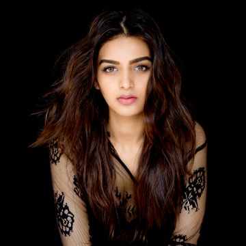 Nidhhi Agerwal, Indian actress, Telugu Actress, Black background, 5K