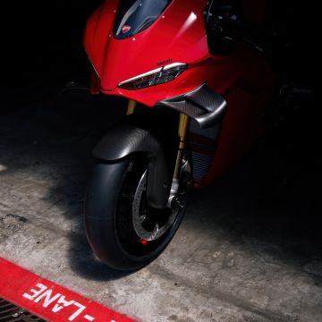 Ducati Panigale V4, 2025, Red bikes, Hanger, 5K