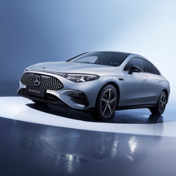 Mercedes-Benz CLA 300 L, 2025, 8K, AMG line, 5K