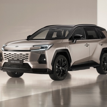 Toyota RAV4 PHEV, 2025, Plug-in Hybrid SUV, 5K