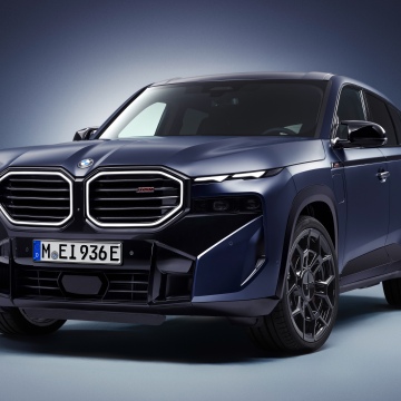 BMW XM, Frozen Tanzanite Blue metallic, 5K, Luxury SUV, Blue background