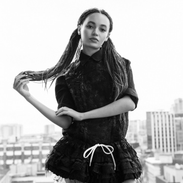 Nico Parker, Black and White, Fashion, Dreadlocks, British actress
