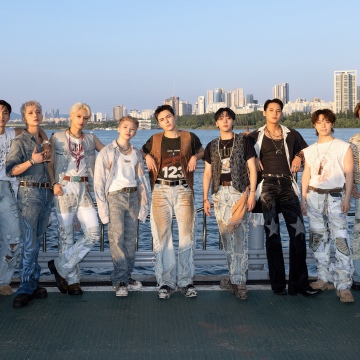 SEVENTEEN, 5K, South Korean boy band, K-Pop singers